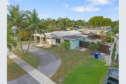 1218 SW 2nd Ave, Pompano Beach, FL 33060 - Photo 1