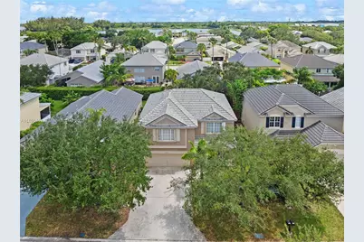 9842 N Grand Duke Cir, Tamarac, FL 33321 - Photo 1