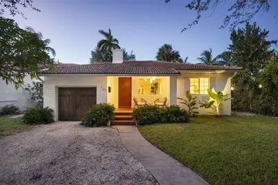 727 NE 76th St, Miami, FL 33138 - Photo 1