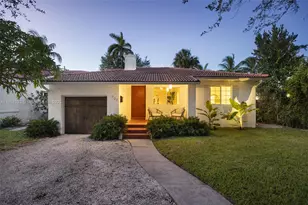 727 NE 76th St, Miami, FL 33138 - Photo 1