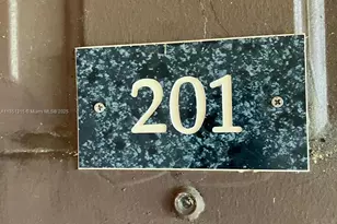 2833 N Course Dr, Pompano Beach, FL 33069 - Photo 1