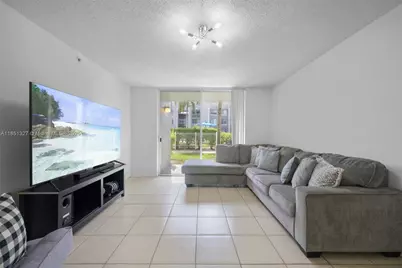655 SW 111th Way #106, Pembroke Pines, FL 33025 - Photo 1
