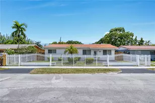 8230 SW 45th St, Miami, FL 33155 - Photo 1