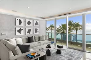 1331 Brickell Bay Dr, Miami, FL 33131 - Photo 1