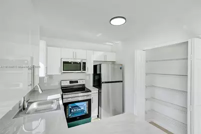 3398 NE 9th Dr #104, Homestead, FL 33033 - Photo 1