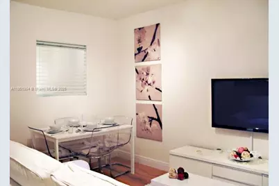 921 Meridian Ave #9, Miami Beach, FL 33139 - Photo 1