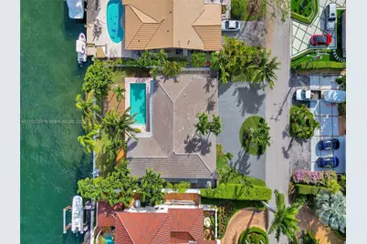 1945 NE 119th Rd, North Miami, FL 33181 - Photo 1