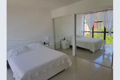 17021 N Bay Rd #1015, Sunny Isles Beach, FL 33160 - Photo 1