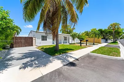 3155 SW 27th Ln #2, Miami, FL 33133 - Photo 1