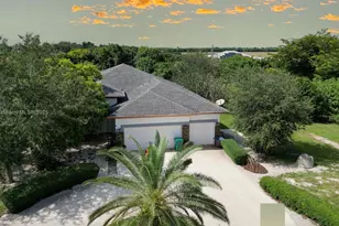 20751 SW 248th St, Homestead, FL 33031 - Photo 1