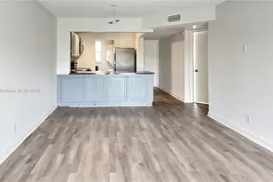 8040 N Colony Cir N, Tamarac, FL 33321 - Photo 1