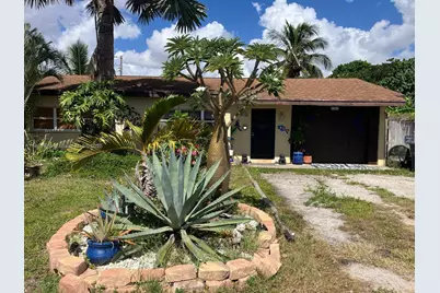 7757 Terrace Rd, Lake Worth, FL 33462 - Photo 1