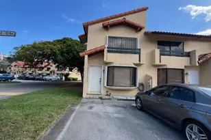 10170 SW 77th Ct, Miami, FL 33156 - Photo 1