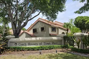 5621 Coach House Cir, Boca Raton, FL 33486 - Photo 1