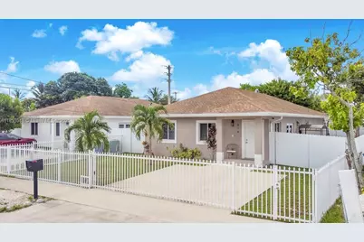 814 NW 114th St, Miami, FL 33168 - Photo 1
