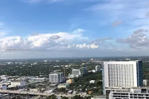 650 NE 32nd St, Miami, FL 33137 - Photo 1