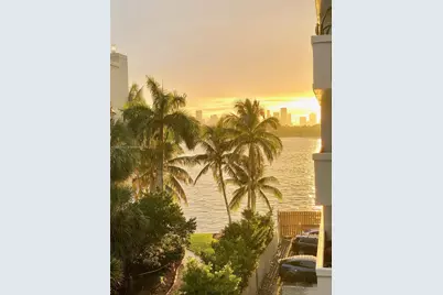 800 West Ave #406, Miami Beach, FL 33139 - Photo 1