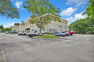 917 NW 31st Ave, Pompano Beach, FL 33069 - Photo 1