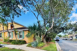 4229 NE 9th St, Homestead, FL 33033 - Photo 1