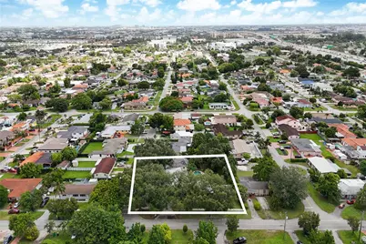 7895 Grand Canal Dr, Miami, FL 33144 - Photo 1