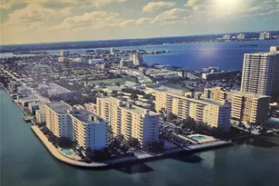 7501 E Treasure Dr, North Bay Village, FL 33141 - Photo 1