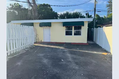 2233 NE 173rd St #Back, North Miami Beach, FL 33160 - Photo 1