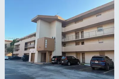 8893 Fontainebleau Blvd #304, Miami, FL 33172 - Photo 1