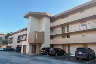 8893 Fontainebleau Blvd, Miami, FL 33172 - Photo 1