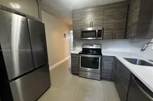 811 NW 6th Ave, Pompano Beach, FL 33060 - Photo 1