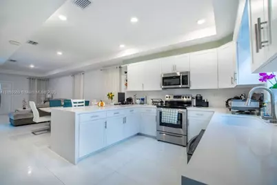 1630 SW 28th St, Fort Lauderdale, FL 33315 - Photo 1