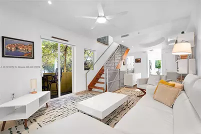 200 Washington Ave #15, Miami Beach, FL 33139 - Photo 1