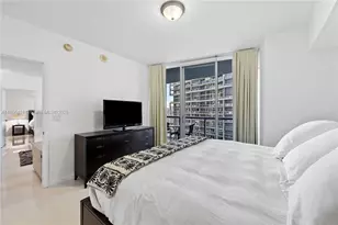 475 Brickell Ave, Miami, FL 33131 - Photo 9