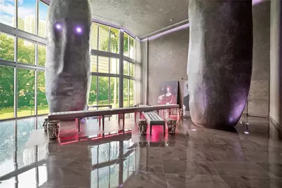 475 Brickell Ave #2009, Miami, FL 33131 - Photo 23