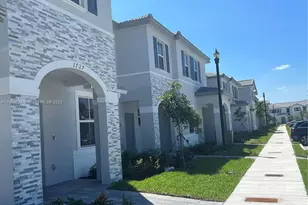 1727 SE 26th Ter, Homestead, FL 33035 - Photo 1