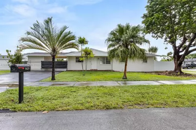 1621 NW 13th Ave #0, Homestead, FL 33030 - Photo 1