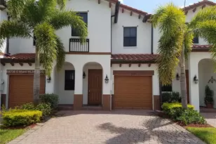 8841 NW 103rd Ave, Doral, FL 33178 - Photo 1