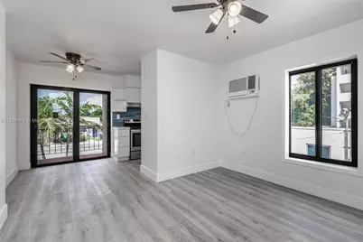 852 SW 1st St #4, Miami, FL 33130 - Photo 1