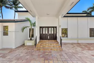 7398 SW 176th St, Palmetto Bay, FL 33157 - Photo 1