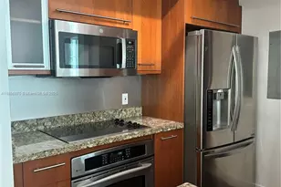 110 Washington Ave, Miami Beach, FL 33139 - Photo 1