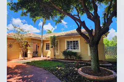 16441 NW 89th Ct, Miami Lakes, FL 33018 - Photo 1