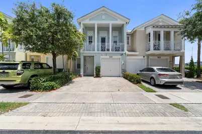 10705 NW 74th Terr, Doral, FL 33178 - Photo 1