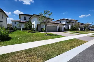 12308 SW 43rd St, Davie, FL 33330 - Photo 1