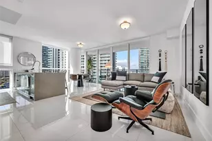 1080 Brickell Ave, Miami, FL 33131 - Photo 1