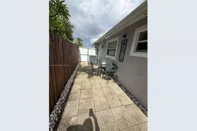 2231 N 66th Ave #2, Hollywood, FL 33024 - Photo 1