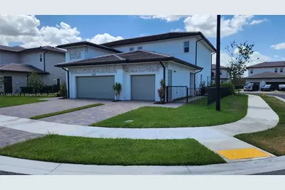 12332 SW 44th St, Davie, FL 33330 - Photo 1