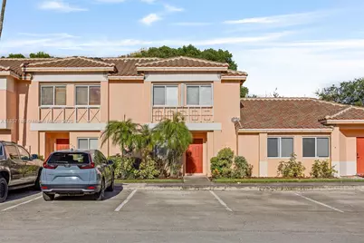 719 NW 208th Way, Pembroke Pines, FL 33029 - Photo 1