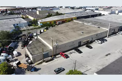 3747 NW 52nd St, Hialeah, FL 33142 - Photo 1