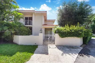 4117 Alhambra Cir #4117, Coral Gables, FL 33146 - Photo 1