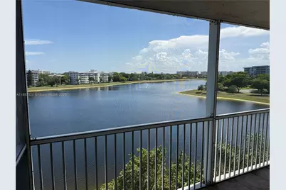 2900 N Course Dr #609, Pompano Beach, FL 33069 - Photo 1