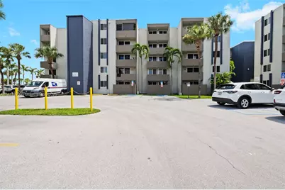 10090 NW 80th Ct #1447, Hialeah Gardens, FL 33016 - Photo 1